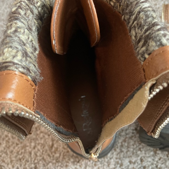 Brown boots - Picture 12 of 12